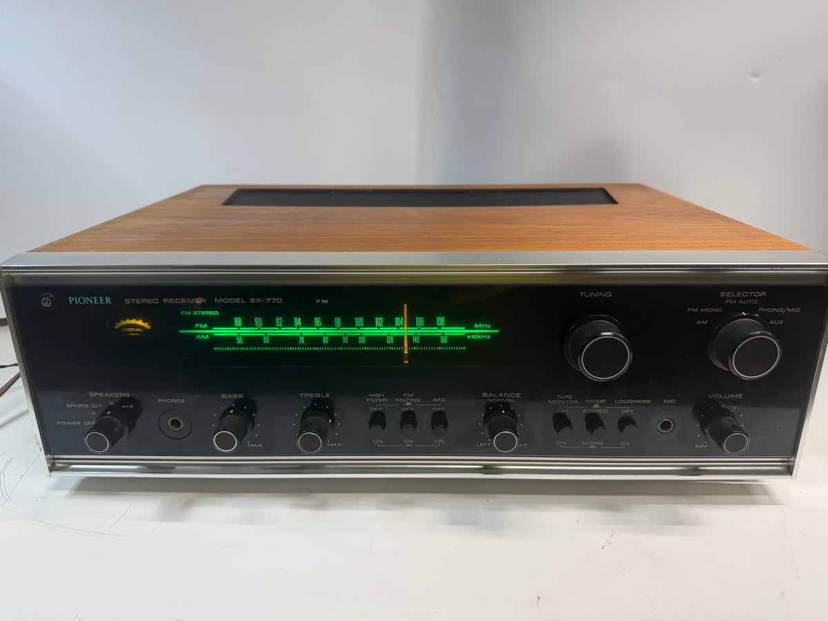 Pioneer SX-770 Stereo Receiver New Lamps Fuses DeoxIT Cleaned Tested