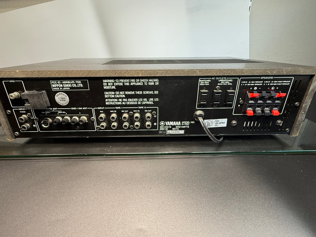 Yamaha R-700 vintage stereo receiver – photo 12 of 20