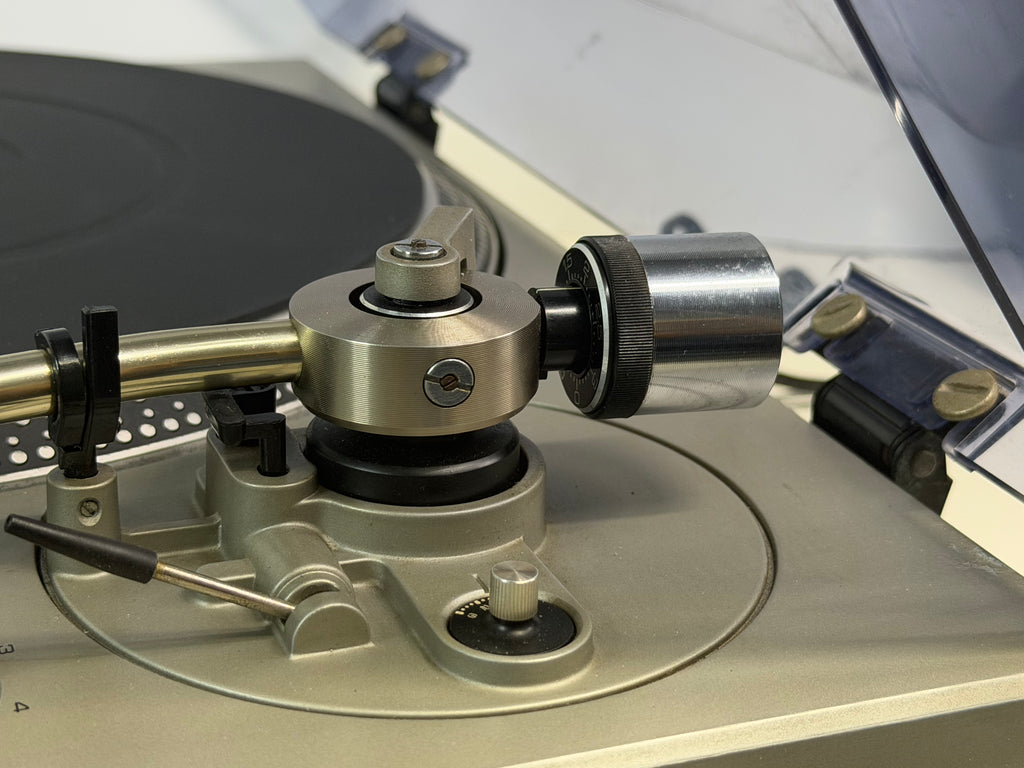 Technics SL-1300 vintage direct-drive turntable – photo 4 of 18