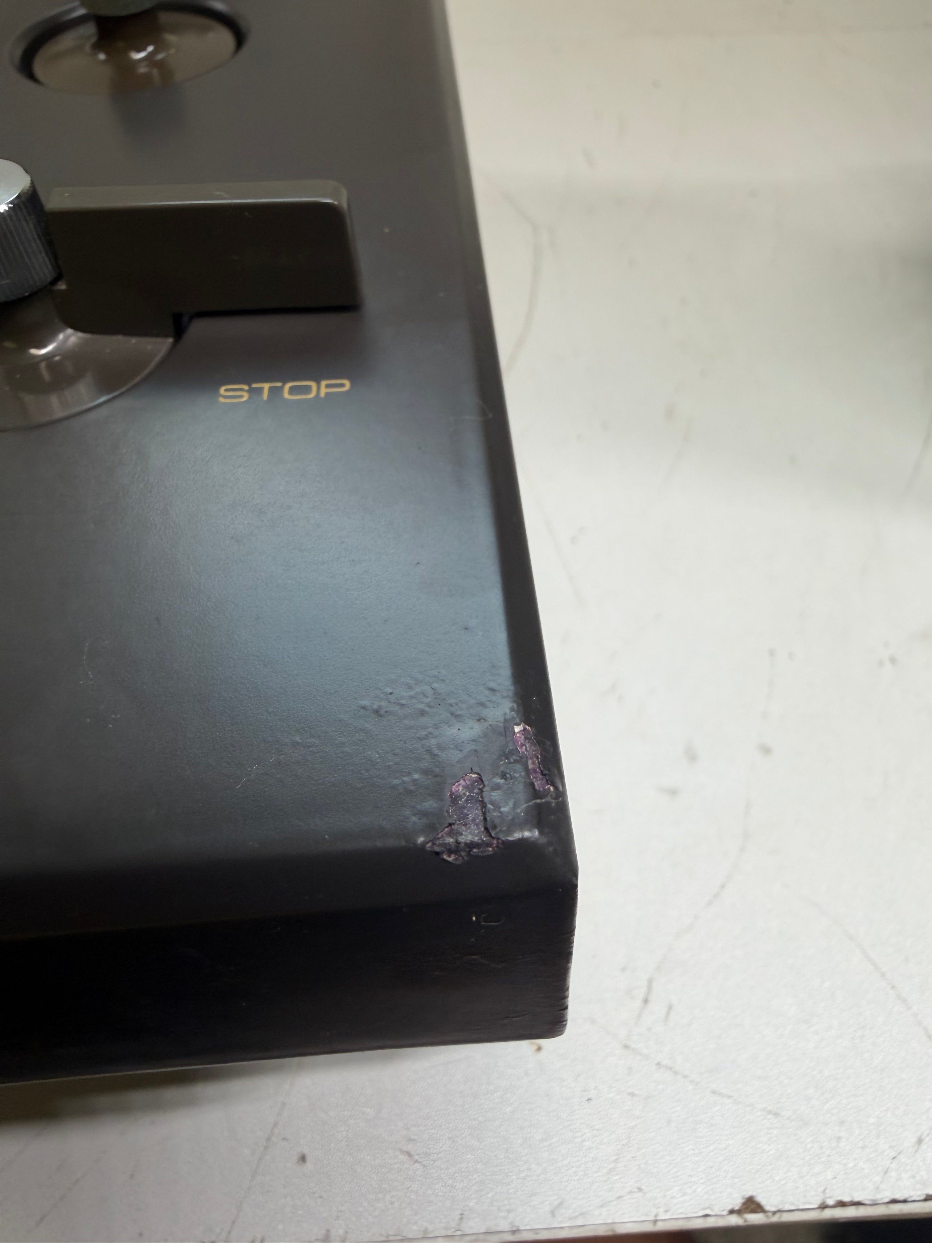 Technics SL-1400 vintage direct-drive turntable – photo 21 of 23