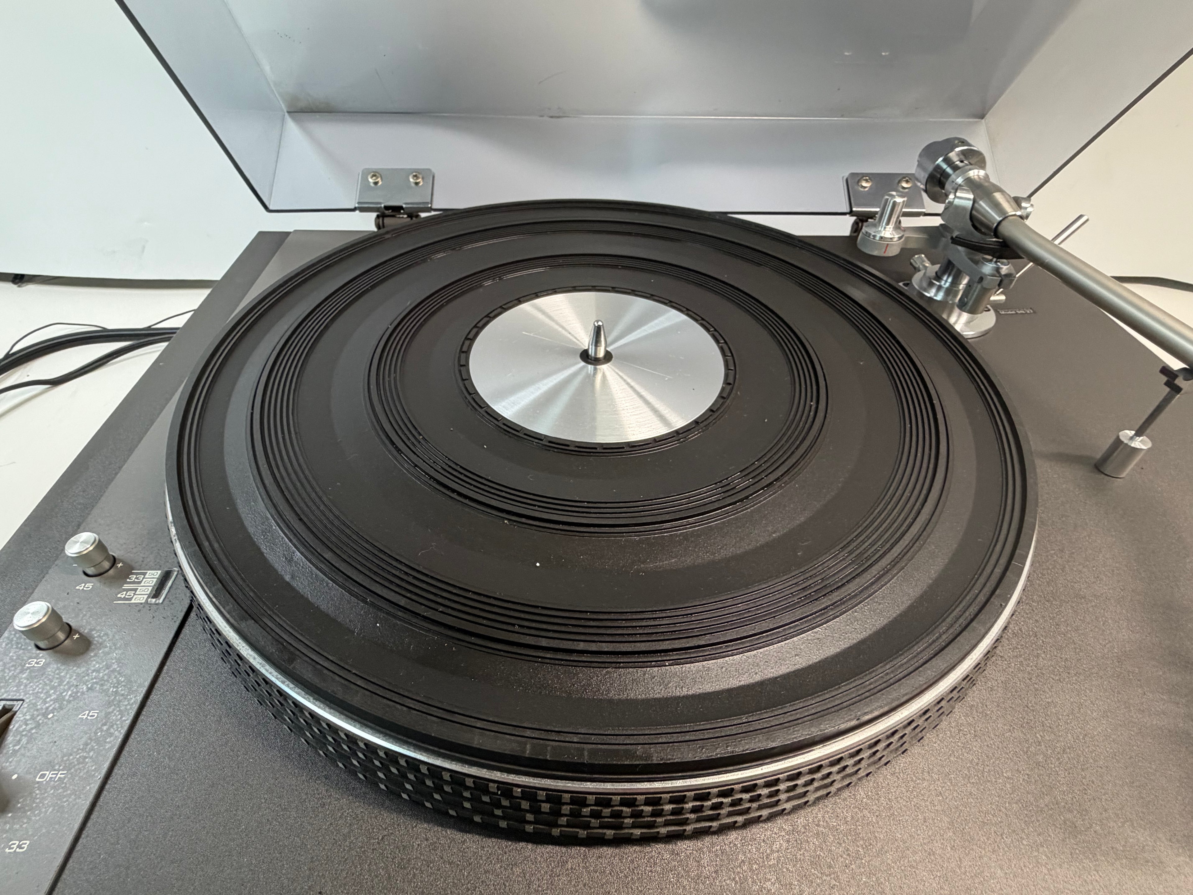 Sansui SR-525 Turntable w/ Micro Seiki MA-202 Mk II Tonearm & Ortofon 2M