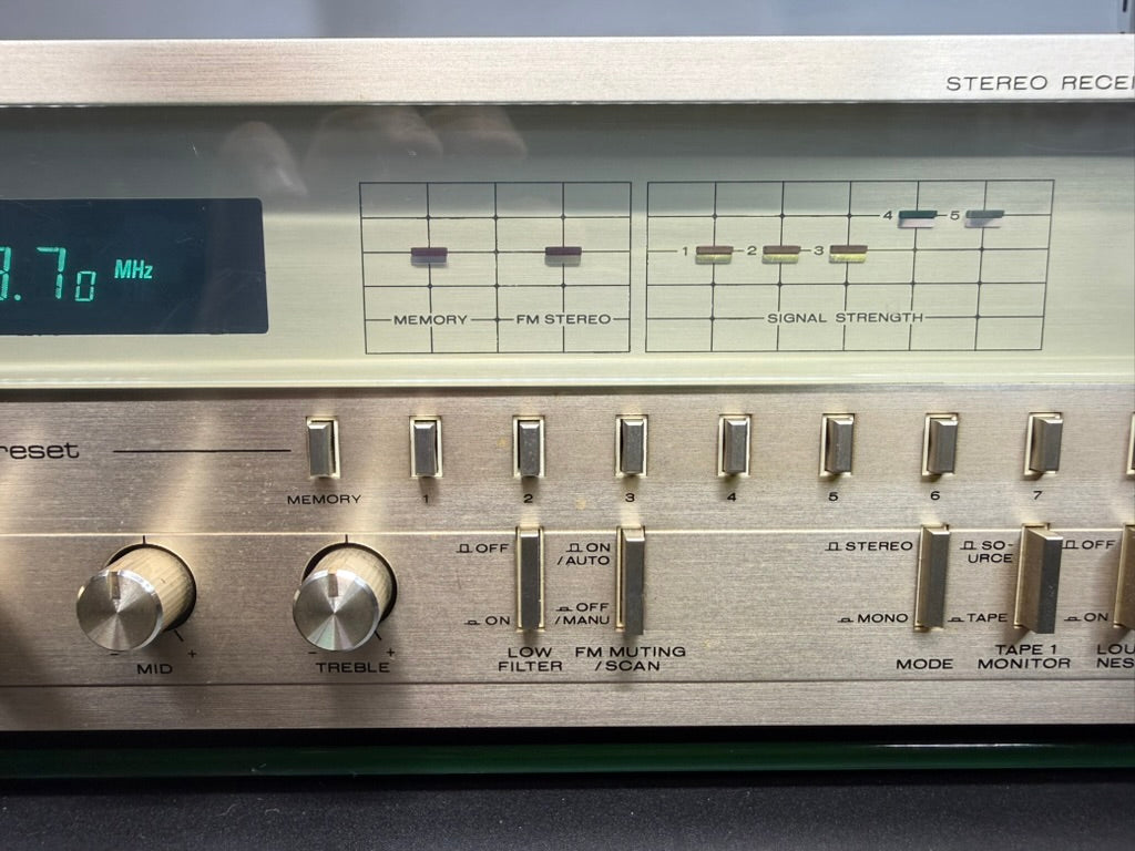 Marantz SR-520 vintage stereo receiver – photo 12 of 13