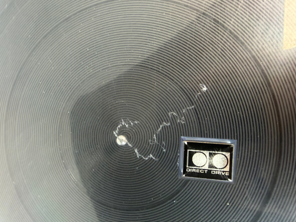 Technics SL-2000 vintage direct-drive turntable – photo 15 of 16