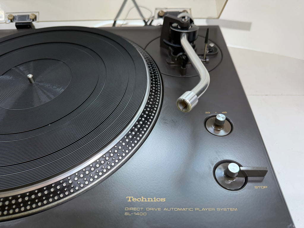 Technics SL-1400 vintage direct-drive turntable – photo 5 of 23
