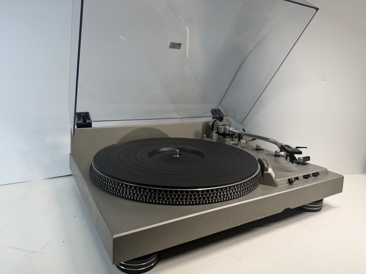 Technics SL-1950 Automatic Direct Drive Turntable Serviced New Feet Tested
