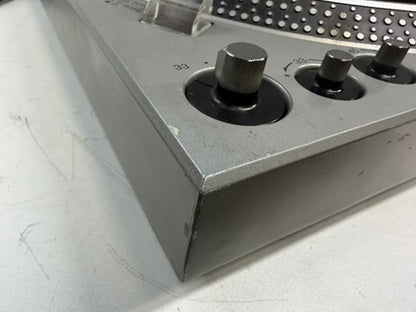 Technics SL-1700 Direct Drive Turntable Tested Working No Dust Cover - DeoxIT Serviced