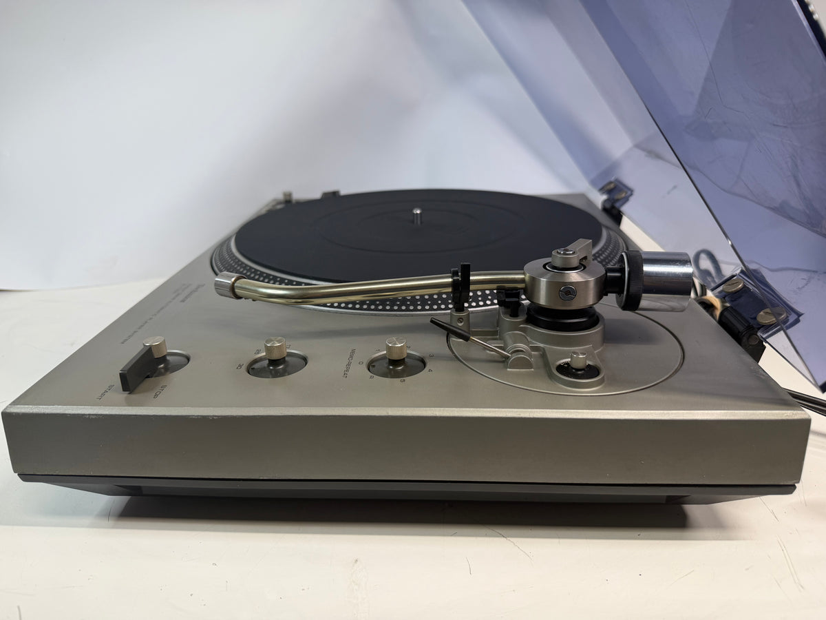 Technics SL-1300 vintage direct-drive turntable – photo 9 of 18