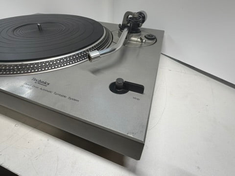 Technics SL-1700 Direct Drive Turntable Tested Working No Dust Cover - DeoxIT Serviced