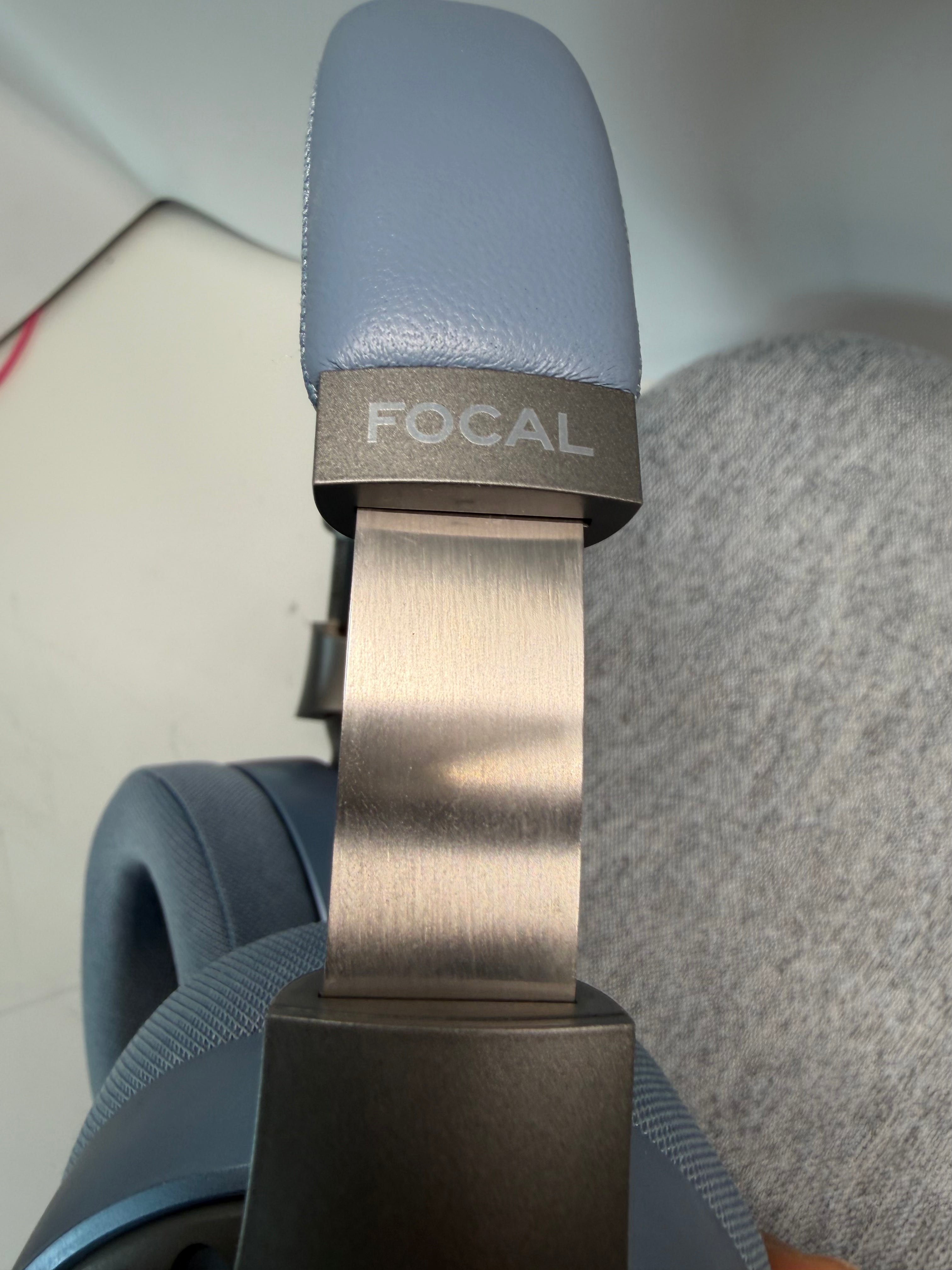 Focal Azurys closed-back headphones – photo 8 of 13