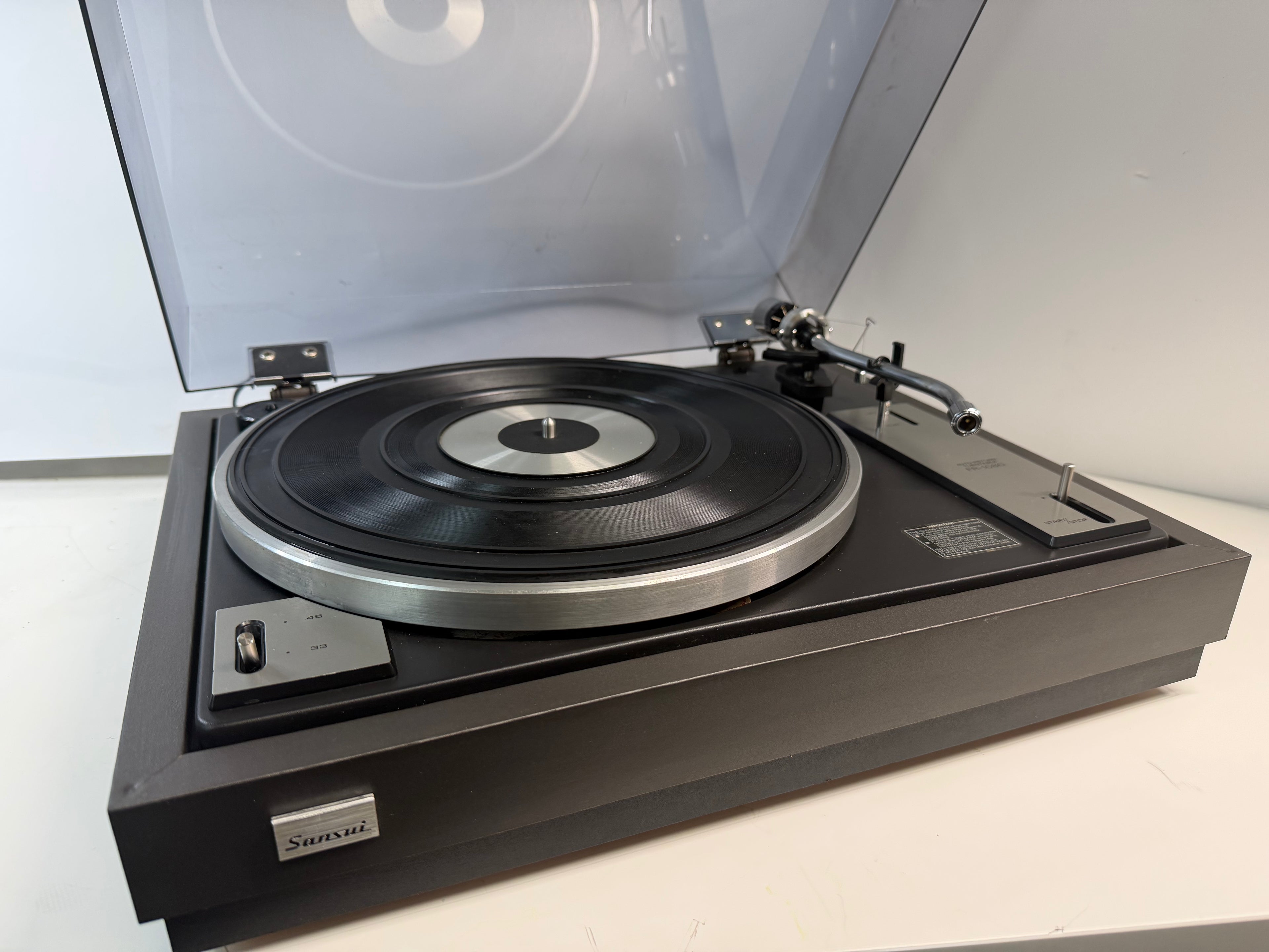 Sansui FR-1080 Belt Drive Turntable – Tested, Clean, Smooth Playback
